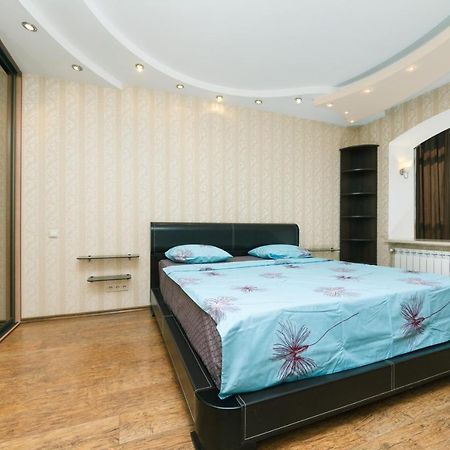 Househome Kyiv Exterior photo