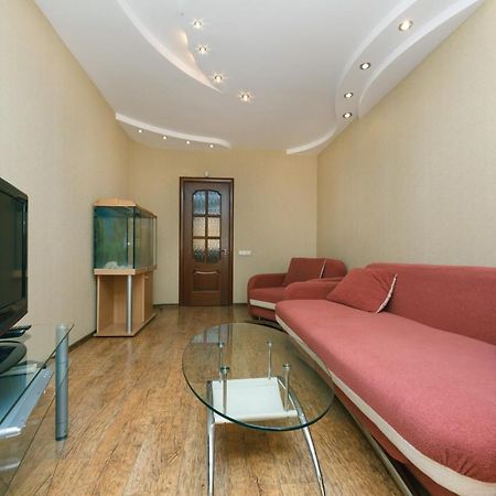 Househome Kyiv Exterior photo
