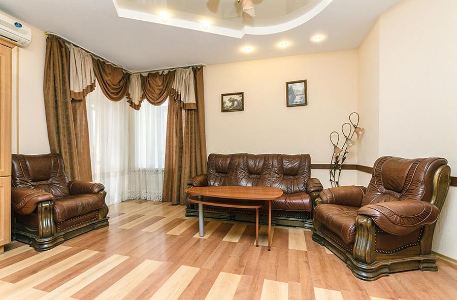 Househome Kyiv Exterior photo