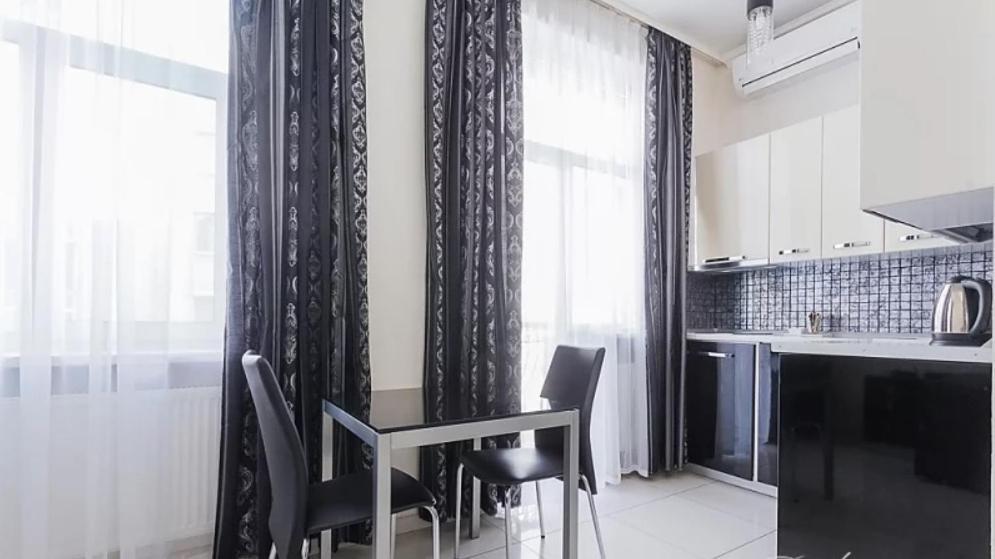 Househome Kyiv Exterior photo