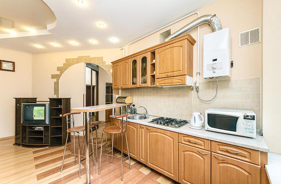 Househome Kyiv Exterior photo